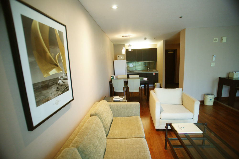 Lake Hills Jeju Resort Seogwipo Exterior foto