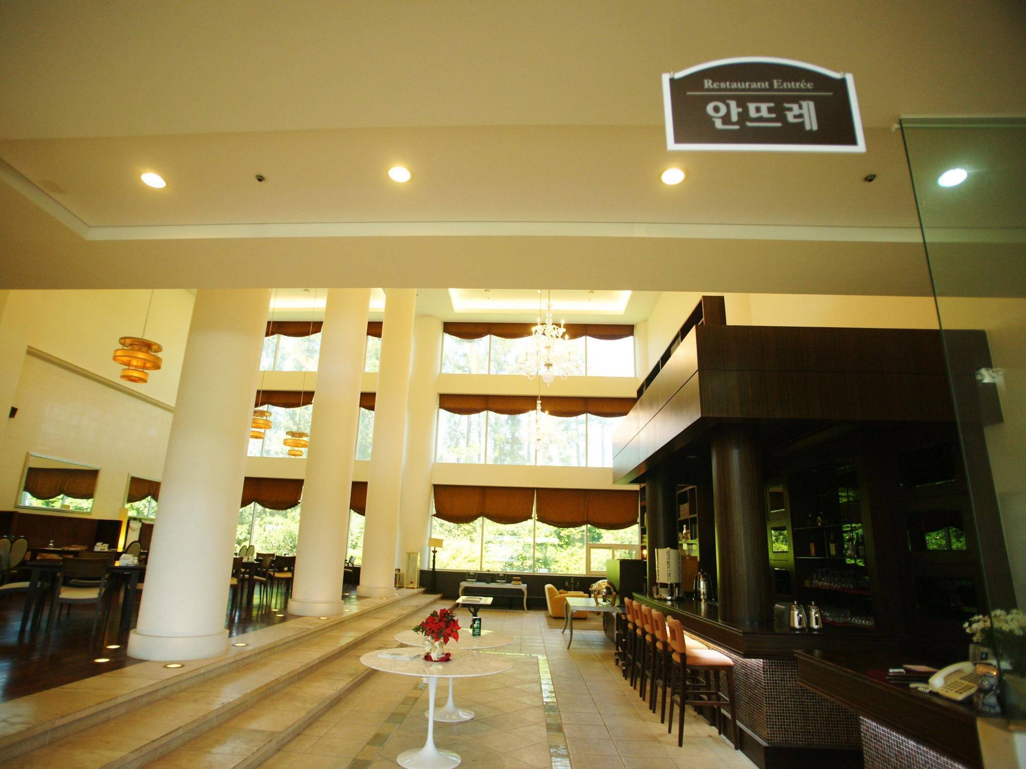 Lake Hills Jeju Resort Seogwipo Exterior foto